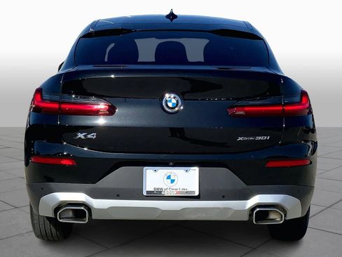 Used 2023 BMW X4 xDrive30i image 4