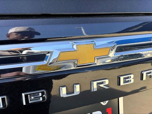 Used 2023 Chevrolet Suburban LT image 31