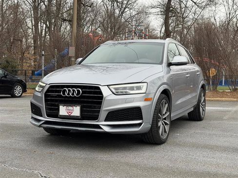 Used 2018 Audi Q3 2.0T Premium Plus w/ Premium Plus Package image 2