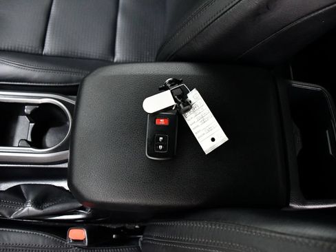 Used 2023 Toyota Tacoma TRD Sport w/ TRD Premium Sport Package AWD/4WD image 23