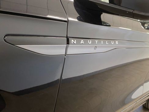 New 2025 Lincoln Nautilus Black Label w/ Jet Appearance Package image 13