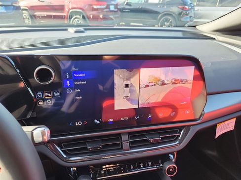 New 2025 Chevrolet Equinox EV RS image 14