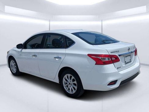 Used 2019 Nissan Sentra SV FWD image 5