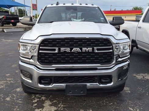 Used 2022 RAM 3500 Tradesman w/ Safety Group AWD/4WD image 2