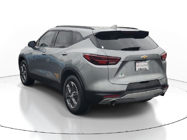 Certified 2025 Chevrolet Blazer LT w/ Convenience Package FWD image 3