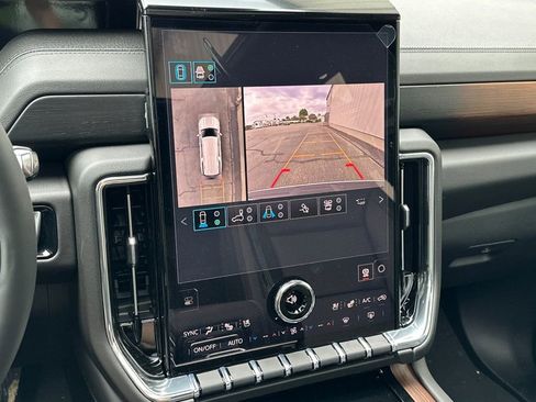 New 2026 GMC Yukon XL Denali w/ Denali Reserve Package AWD/4WD image 22