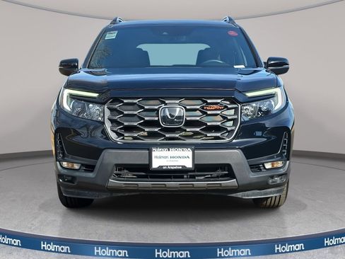 Certified 2022 Honda Passport TrailSport image 3