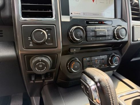 Used 2016 Ford F150 XLT w/ Equipment Group 302A Luxury AWD/4WD image 20