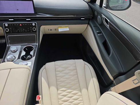 New 2026 Genesis GV80 3.5T e-SC image 14