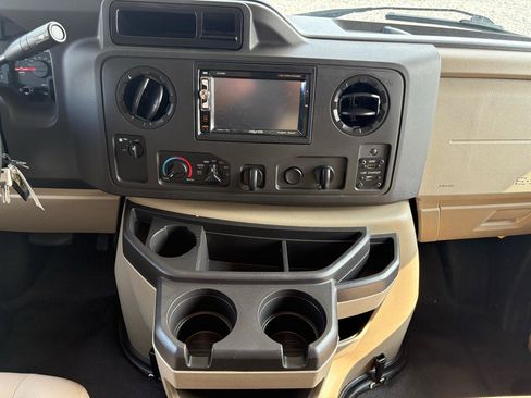 Used 2018 Ford E-450 and Econoline 450 Super Duty w/ Motorhome Prep Package image 36