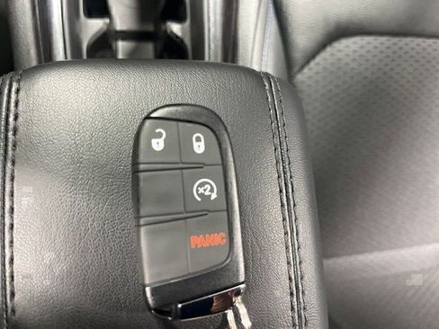 New 2026 Jeep Compass Latitude image 21