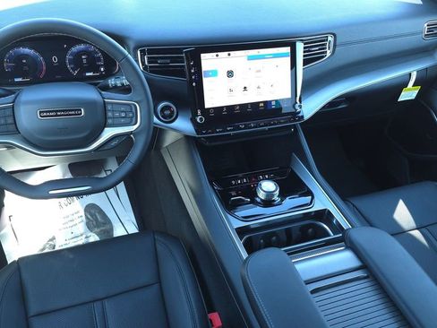 New 2026 Jeep Grand Wagoneer Limited AWD/4WD image 29
