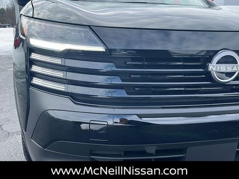 New 2026 Nissan Kicks SV image 10