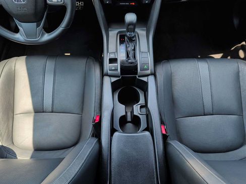 Used 2018 Honda Civic Sport Touring image 22