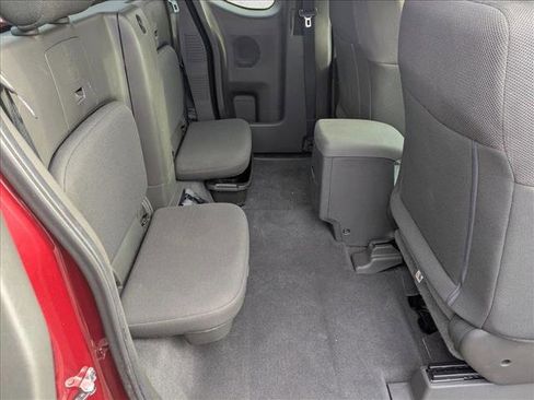 Used 2021 Nissan Frontier S image 18