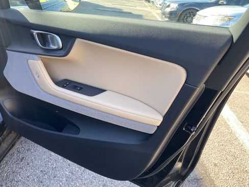 Used 2022 Polestar Polestar 2 w/ Performance Package AWD/4WD image 22