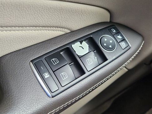 Used 2015 Mercedes-Benz ML 350 4MATIC image 28