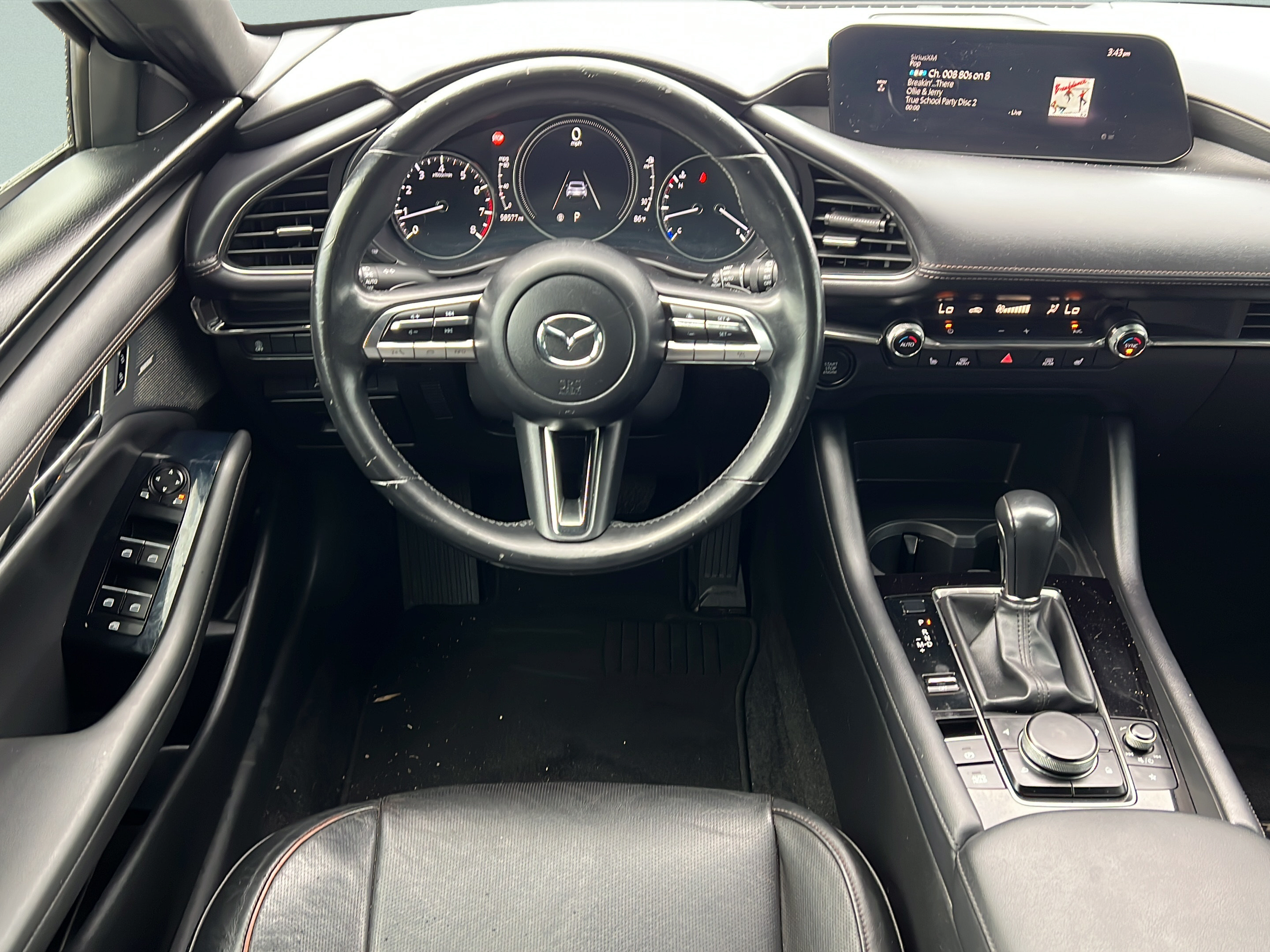 Used 2022 MAZDA MAZDA3 s FWD image 11