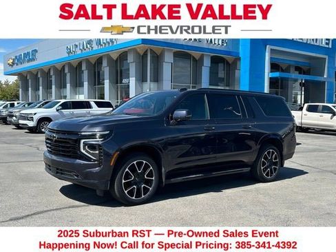 Certified 2025 Chevrolet Suburban RST w/ Comfort Package image 1