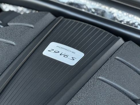 New 2025 Porsche Macan S image 29