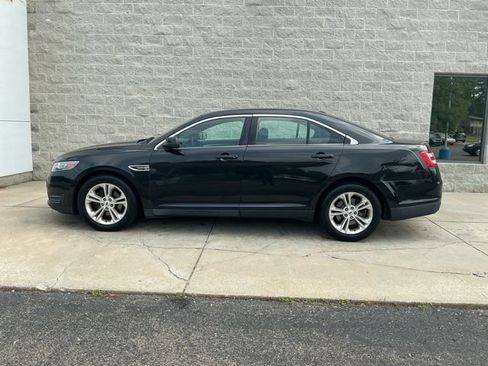 Used 2013 Ford Taurus SEL FWD image 4