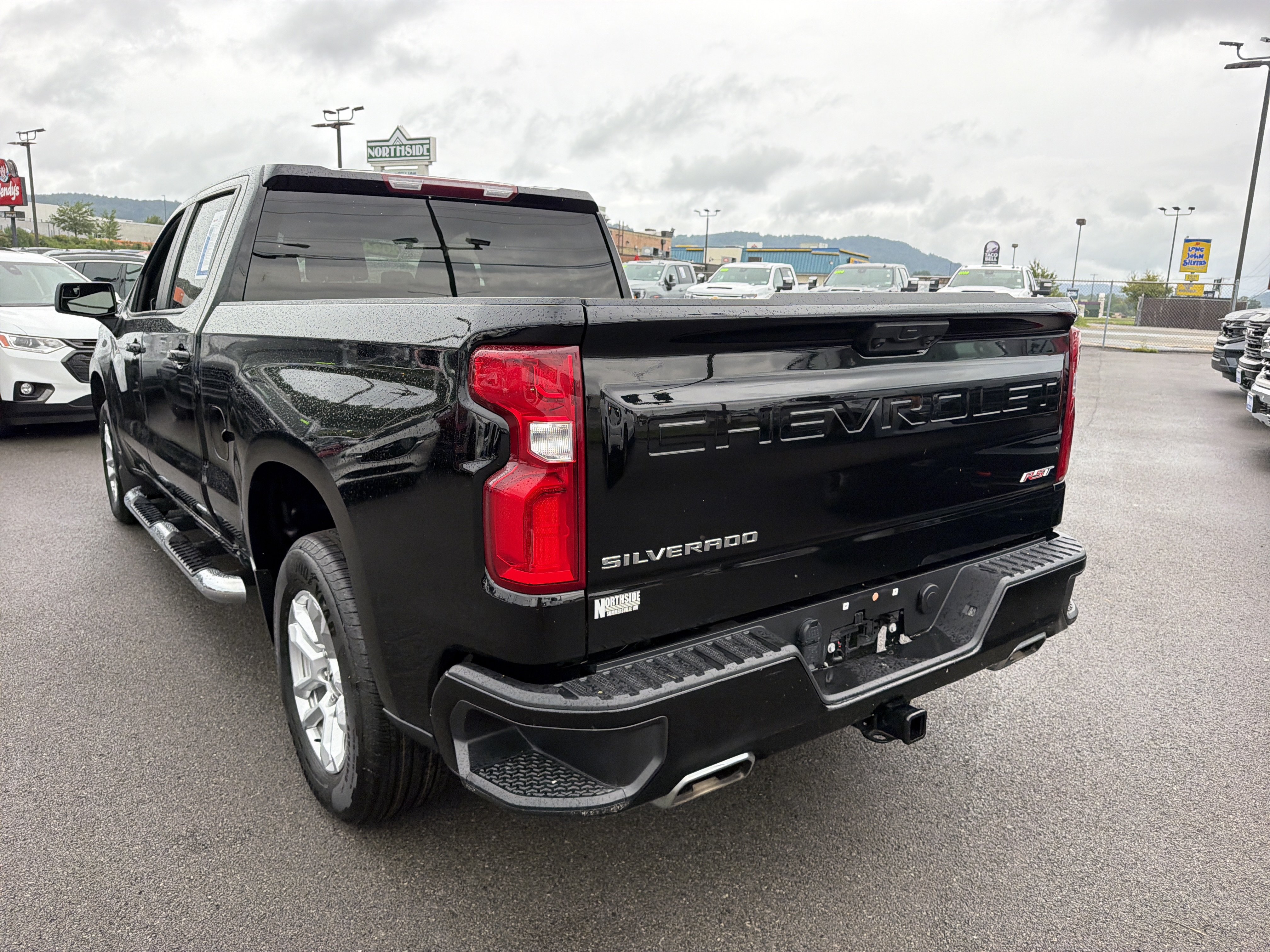 Certified 2024 Chevrolet Silverado 1500 RST w/ Z71 Off-Road Package AWD/4WD image 9