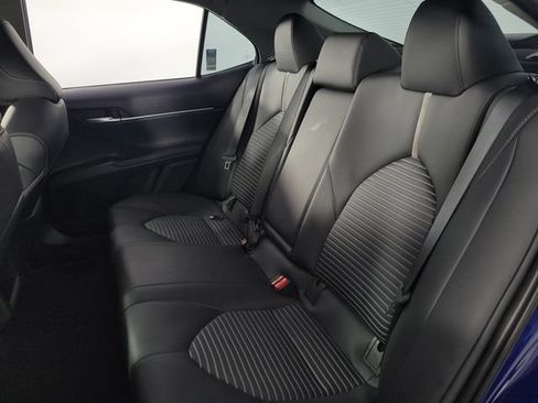 Used 2023 Toyota Camry SE w/ Convenience Package FWD image 17