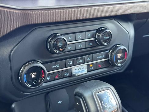 Used 2023 Ford Bronco Outer Banks AWD/4WD image 14
