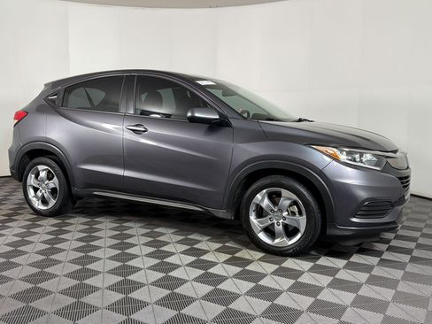 Certified 2021 Honda HR-V LX image 6