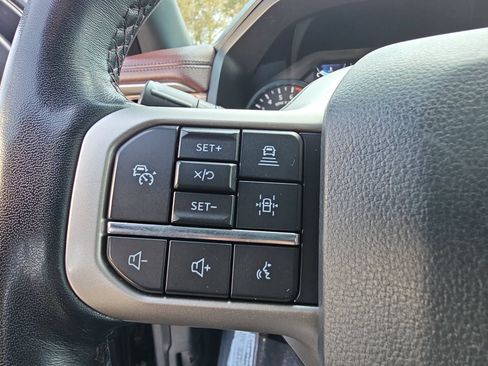 Used 2022 Ford Expedition Limited AWD/4WD image 17