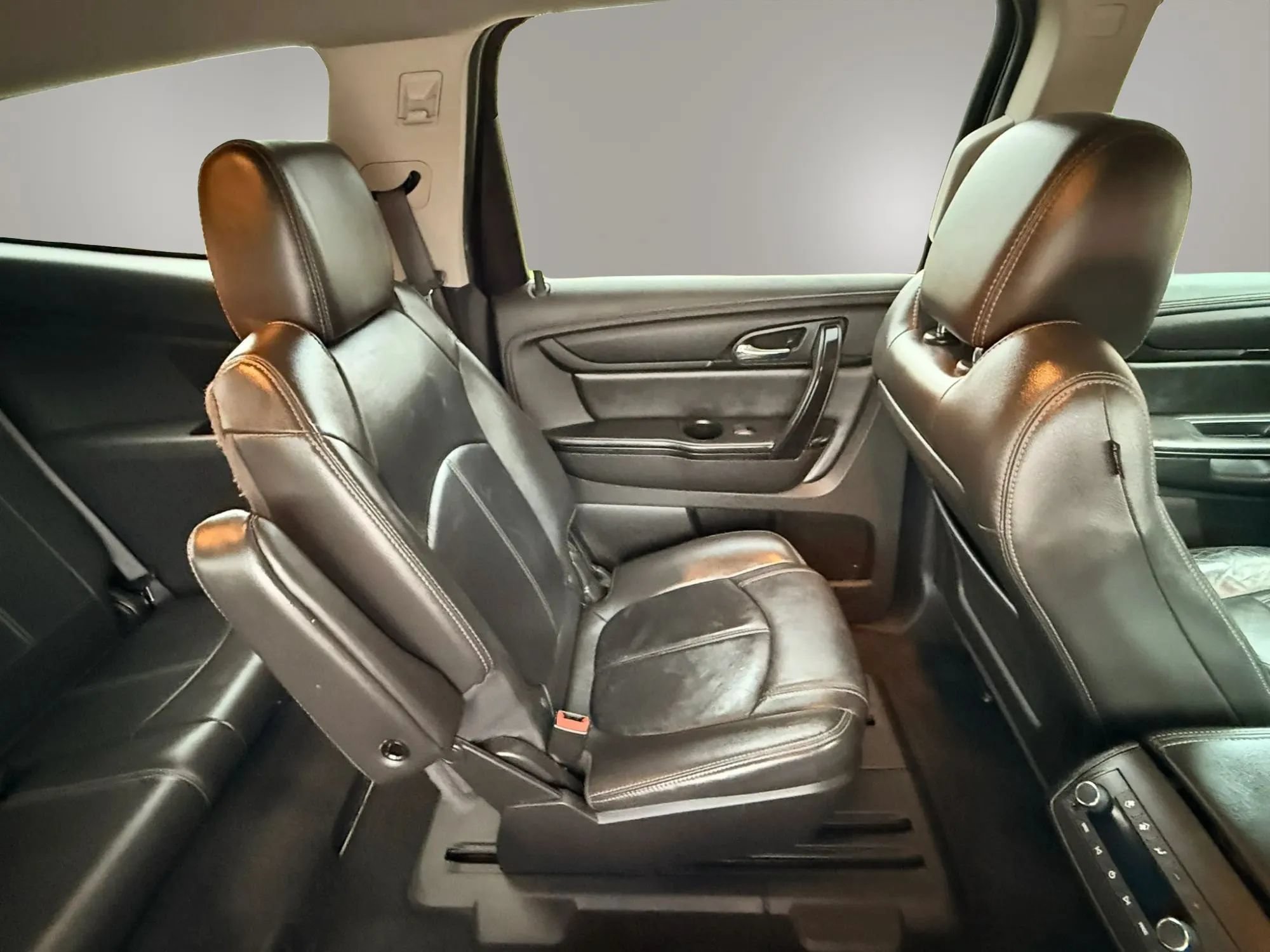 Used 2016 Chevrolet Traverse LT AWD/4WD image 21