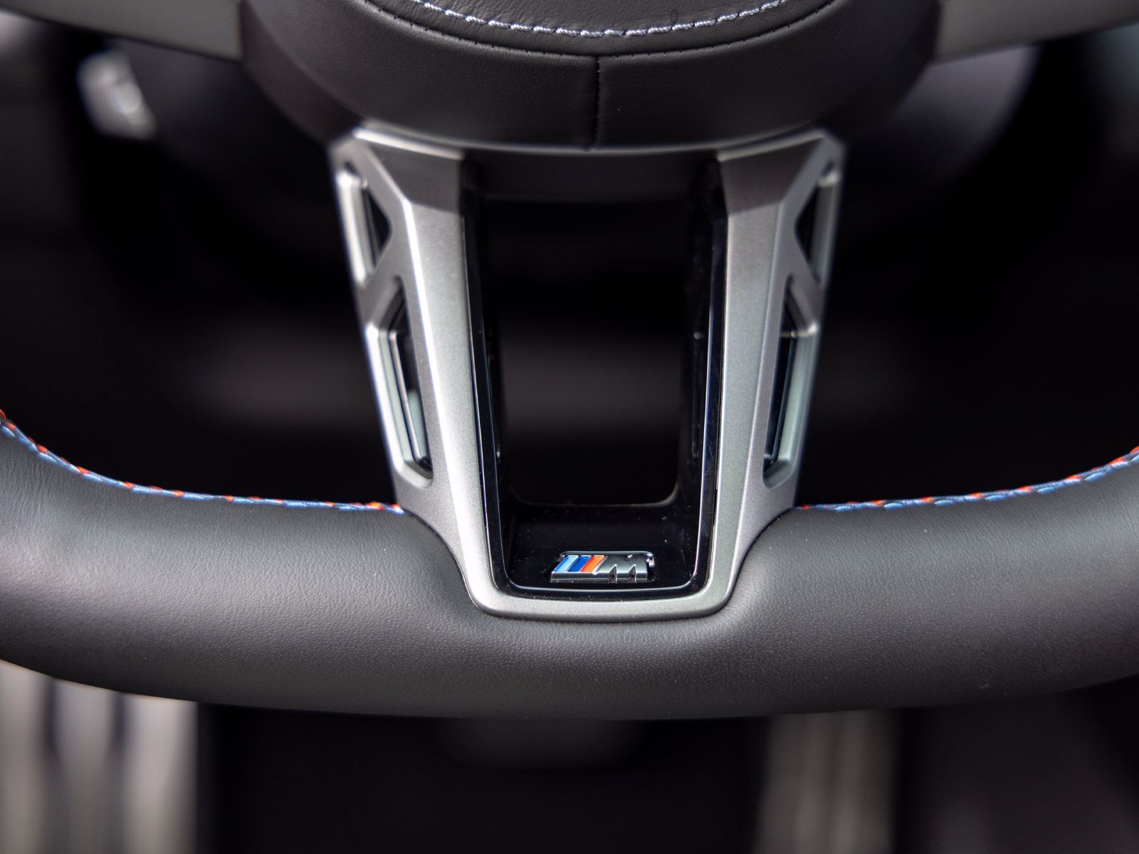 Used 2026 BMW M5 Touring AWD/4WD image 35