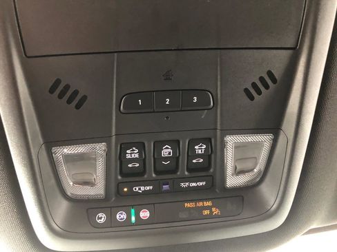 Used 2023 Buick Enclave Essence w/ Experience Buick Package AWD/4WD image 23