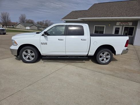 Used 2017 RAM 1500 Big Horn AWD/4WD image 4