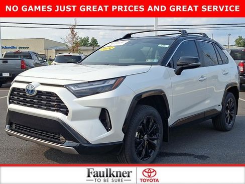 Certified 2024 Toyota RAV4 XSE w/ Weather Package AWD/4WD image 3