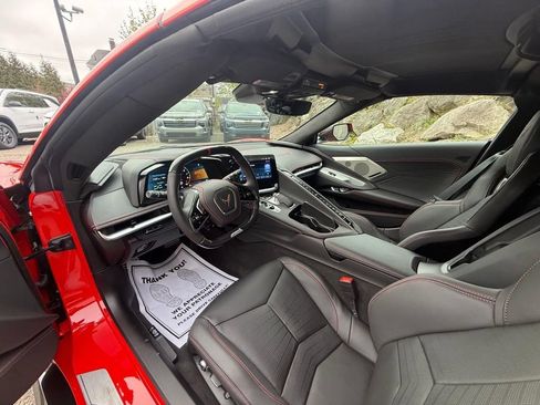 Used 2025 Chevrolet Corvette Z06 RWD image 55