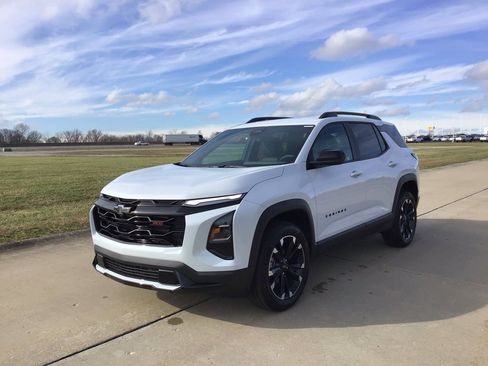 New 2026 Chevrolet Equinox RS image 9