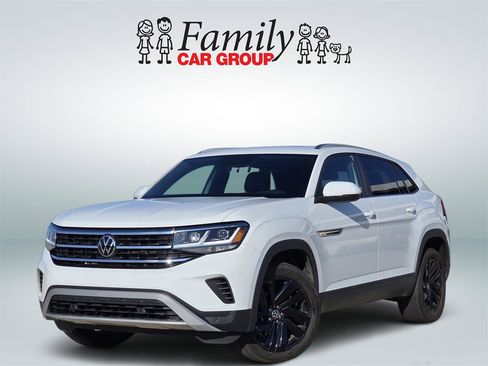 Used 2023 Volkswagen Atlas Cross Sport SE w/ Panoramic Sunroof Package image 1