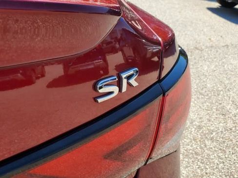 Used 2022 Nissan Sentra SR w/ Trunk Package image 7