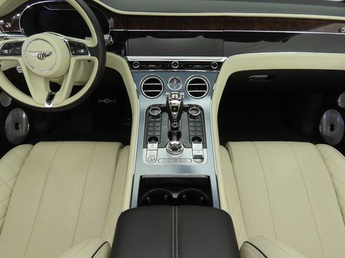 Used 2020 Bentley Continental GT First Edition image 21