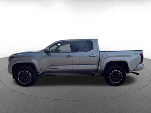 Used 2024 Toyota Tacoma TRD Sport image 9