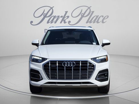 Used 2023 Audi Q5 2.0T Premium w/ Convenience Package AWD/4WD image 9