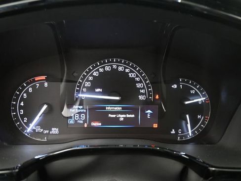 Used 2017 Cadillac XT5 Luxury w/ Driver Awareness Package image 18