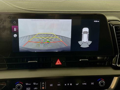 Used 2023 Kia Sportage EX image 14