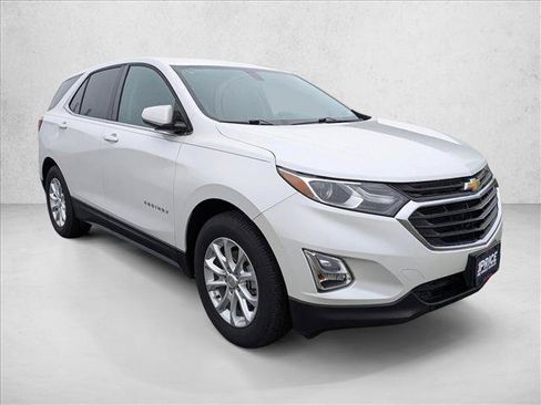 Used 2019 Chevrolet Equinox LT FWD image 3