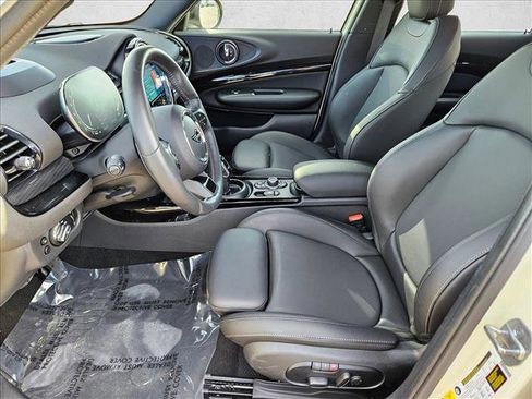 Used 2022 MINI Cooper Clubman S w/ Premium Package FWD image 17