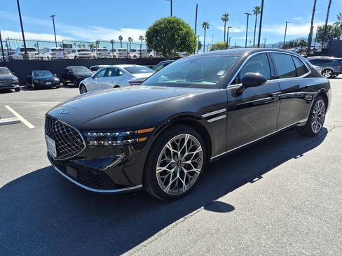 Used 2023 Genesis G90 3.5T image 3