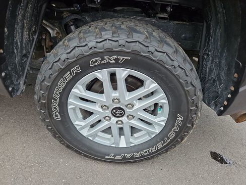 Used 2023 Toyota Tundra SR5 image 29