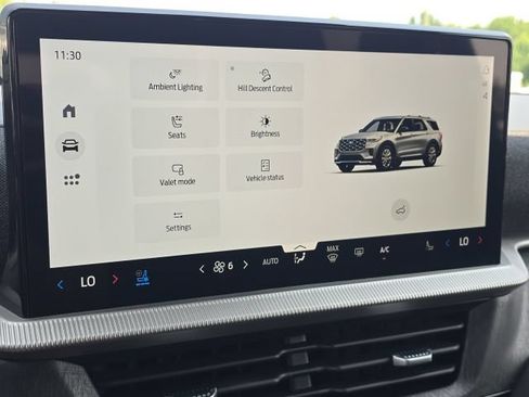 Used 2025 Ford Explorer Platinum RWD image 33