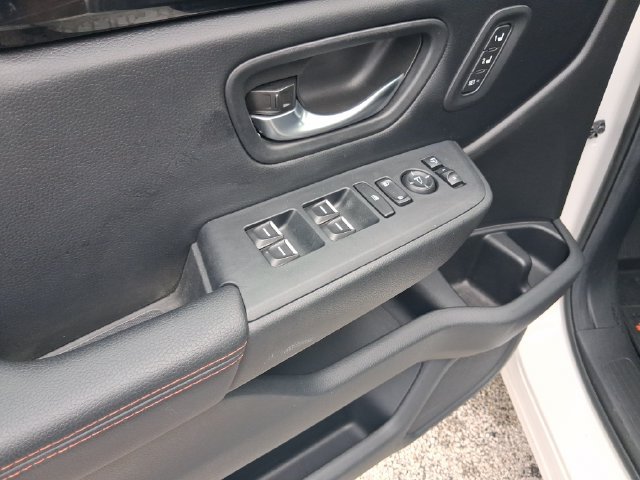 Used 2024 Honda Pilot TrailSport image 15